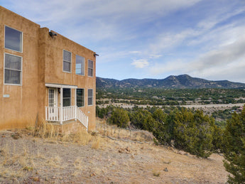 SOLD - 27 Via Del Sol, Santa Fe - Our Client Saved around $6,000 in Commissions!