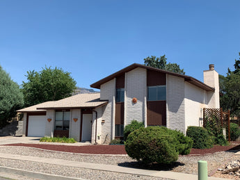 Just Listed - 7124 Minuteman Drive NE in Albuquerque